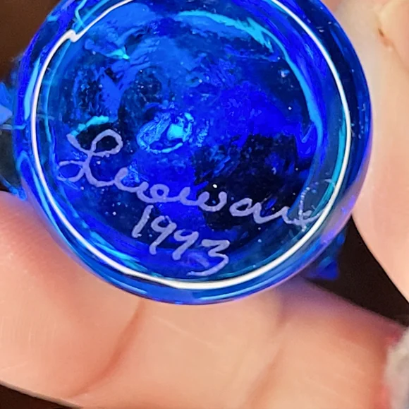 Mini Blue Glass Bird Figurine - Picture 11 of 13